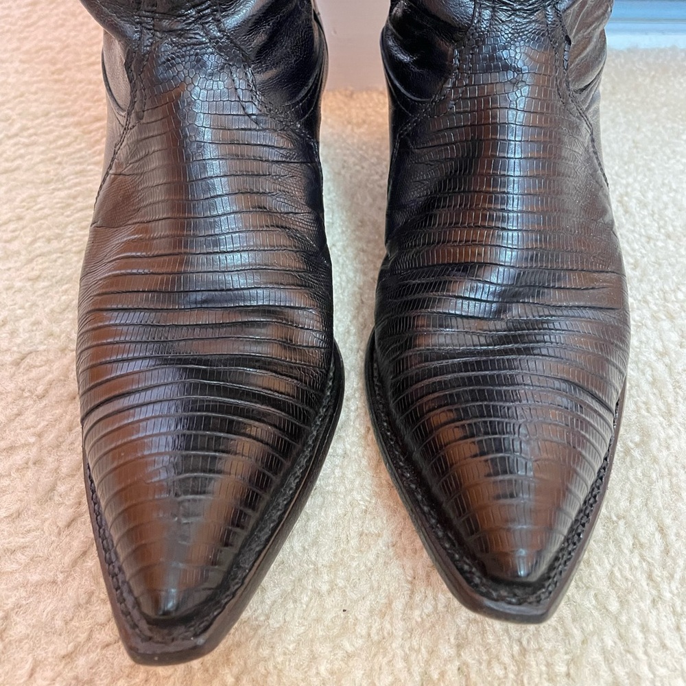 Tony Lama’s Lizard cowboy boots. Size 6 1/2. Black - Picture 3 of 9